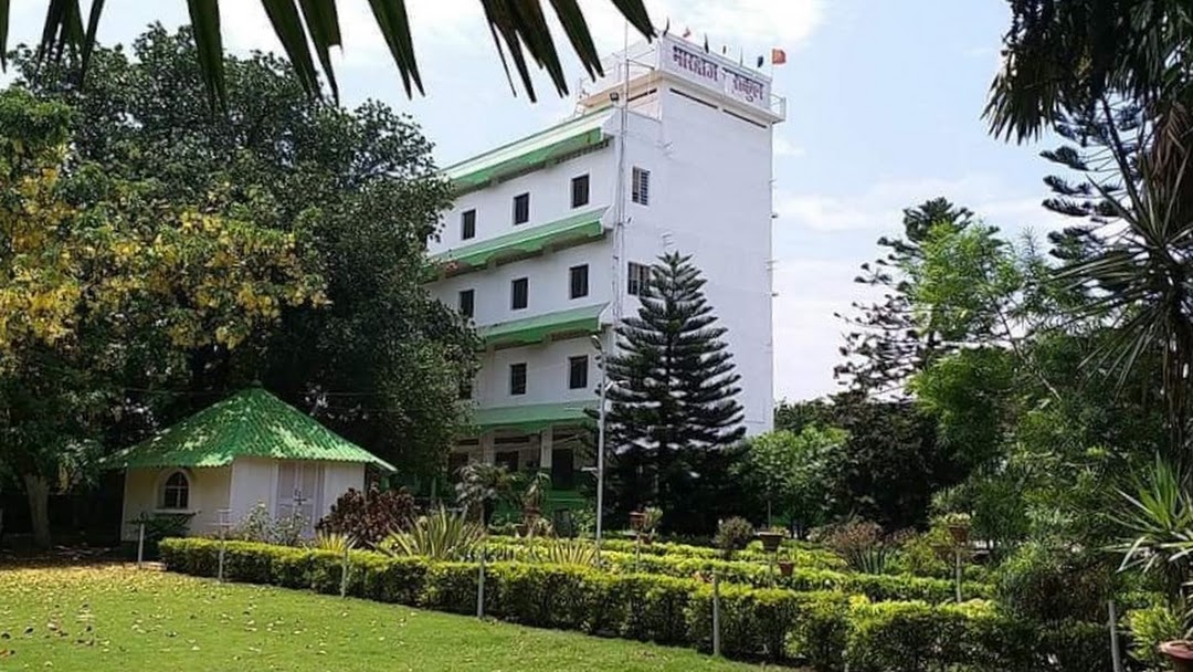 School campus